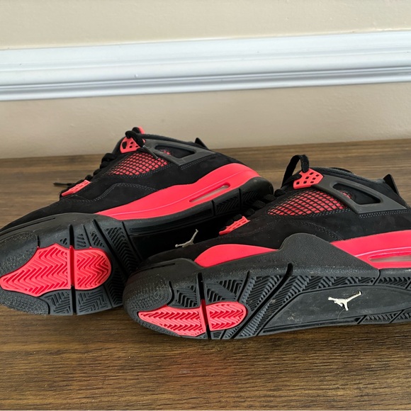Air Jordan red thunder 4 retro - Picture 2 of 3
